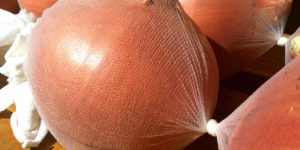Utilizzare i collant per conservare i cibi