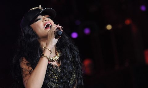 Il culo in collant di Rihanna