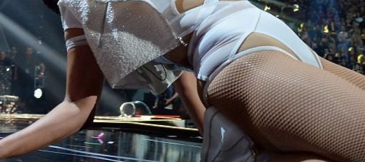 Jennifer Lopez con i Collant a Rete